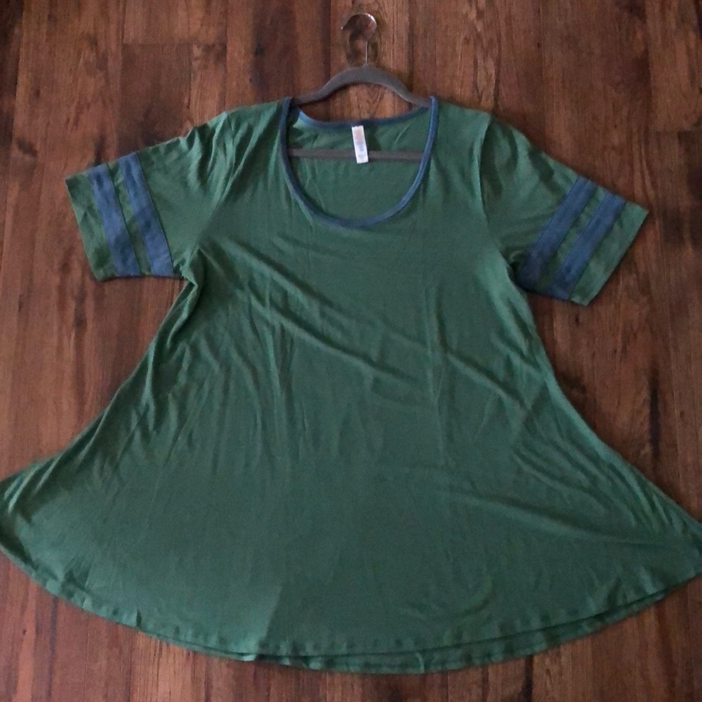 Lularoe Perfect T size XL